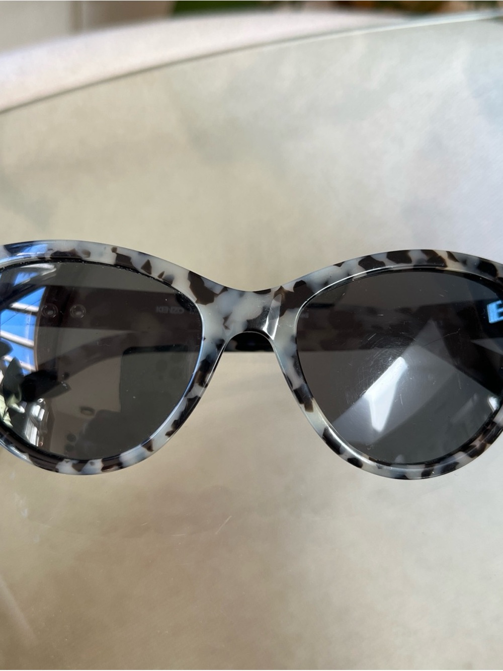 Kenzo Sunglasses Made in France Gray Tortoise Shell Frame KZ3194 Polarized
